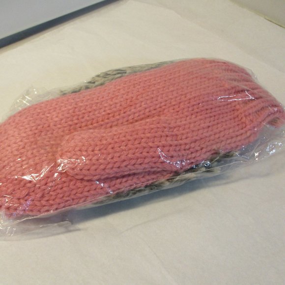 New Nip Pink Knit Furry Porcupine Mittens - Picture 4 of 4